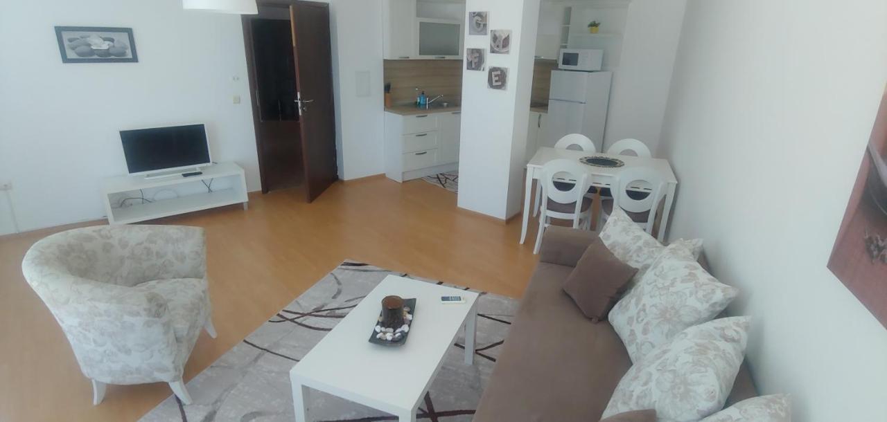 Kabakum Apartments غولدن ساندز المظهر الخارجي الصورة